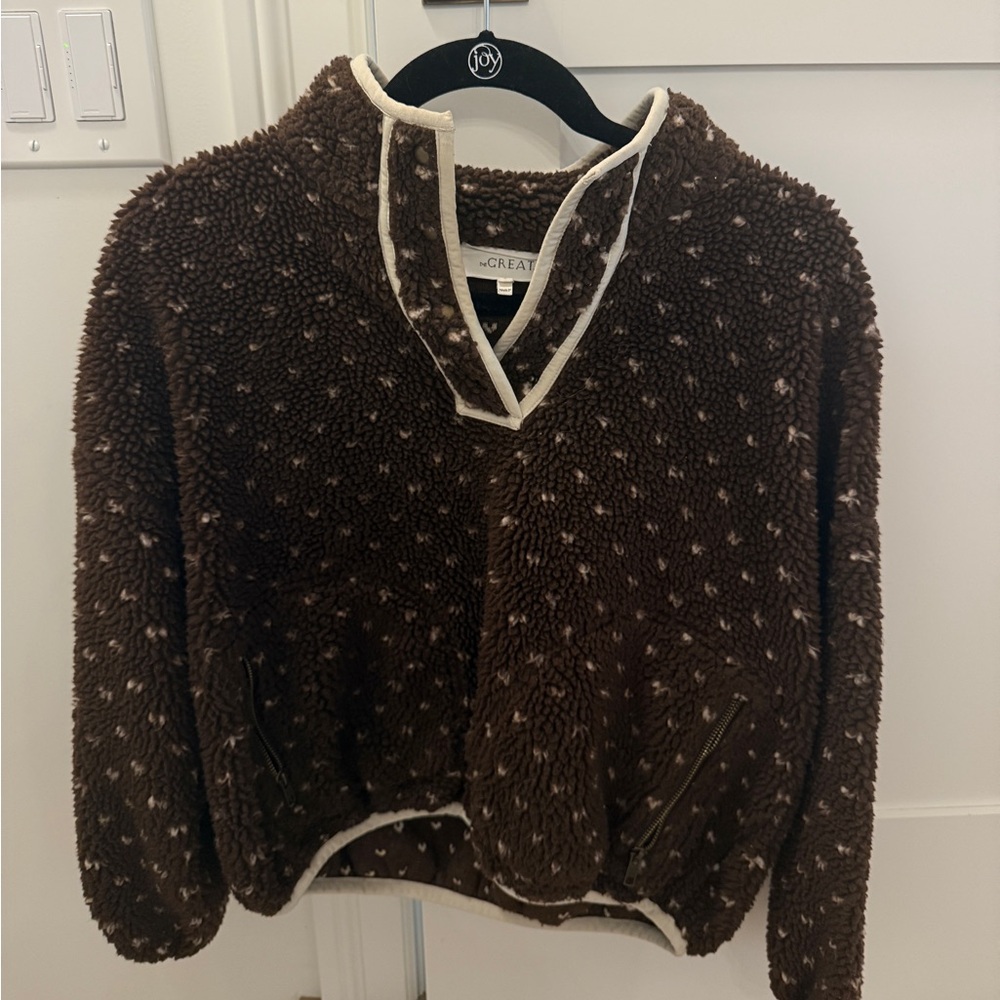 The great polkadot brown fleece pullover
